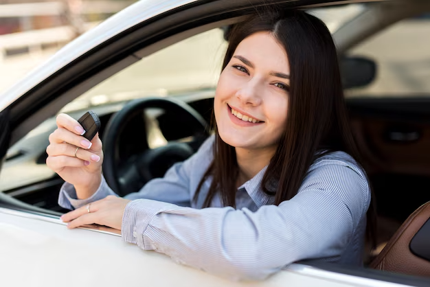 mujer-negocios-morena-dentro-coche_23-2148142499 copy